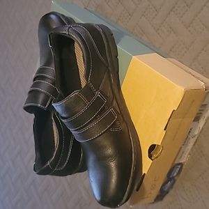 b.o.c, size 10 Erinoma black shoes